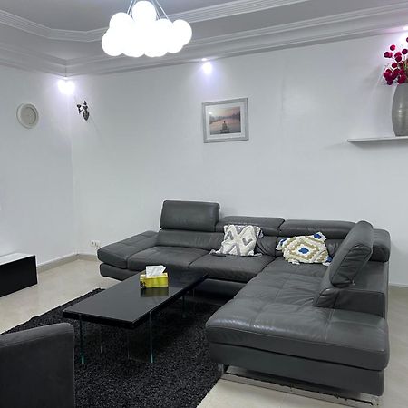 Residence Djily Mbaye Dakar Exterior photo